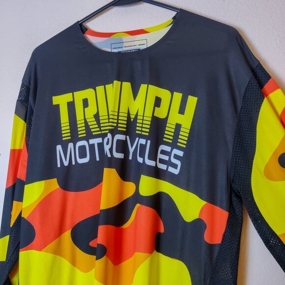 Triumph Motorcycles Lava Camo Long Sleeve Lightweight Moto Jersey Medium - Picture 3 of 12